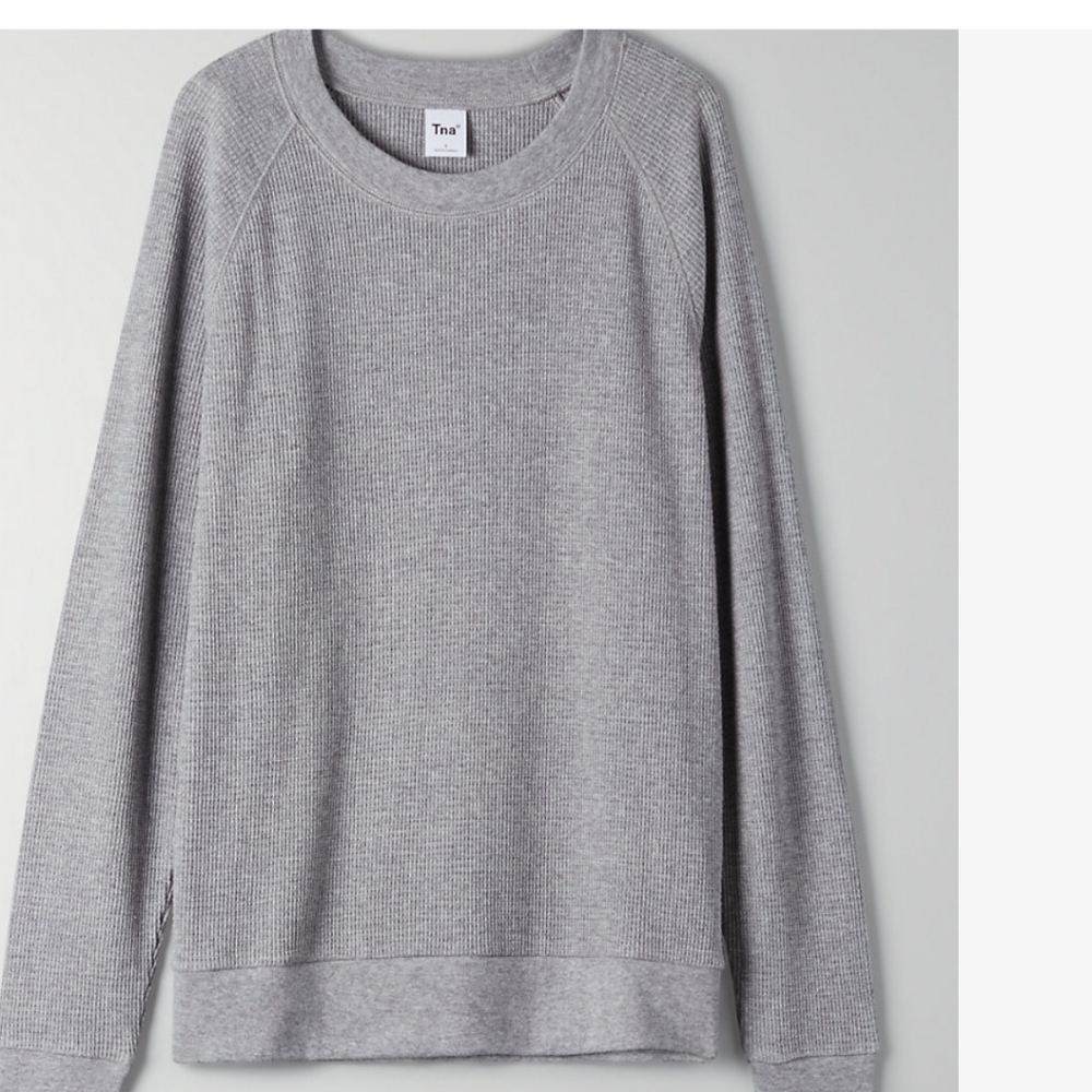Aritzia TNA thermal top